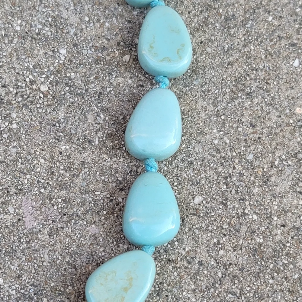 Vtg 26" Faux Turquoise Chunky Necklace - Picture 4 of 7